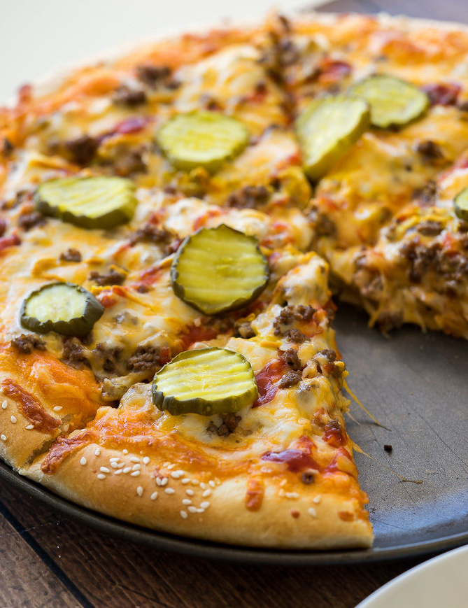 Cheeseburger Pizza