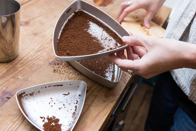 Conical Burr Showdown: Baratza Virtuoso v. Capresso Infinity — Drink Joyride