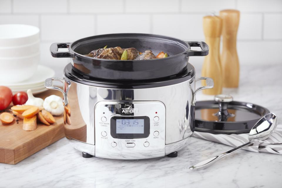 Williams Sonoma Cookware & Kitchen Appliances