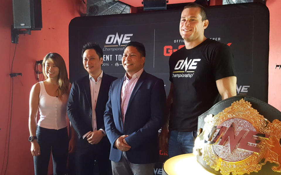 (L-R) Angela Lee, Casio Singapore assistant manager (Timepiece Division) Teppei Takahashi, ONE Championship CEO Victor Cui, Roger Gracie. (Photo: Teng Kiat)