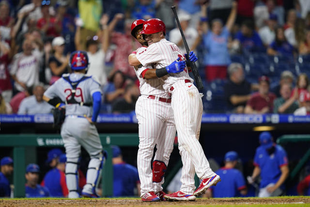 Andrew Knapp scores on passed ball in 9th to push Phillies past Cubs – The  Morning Call