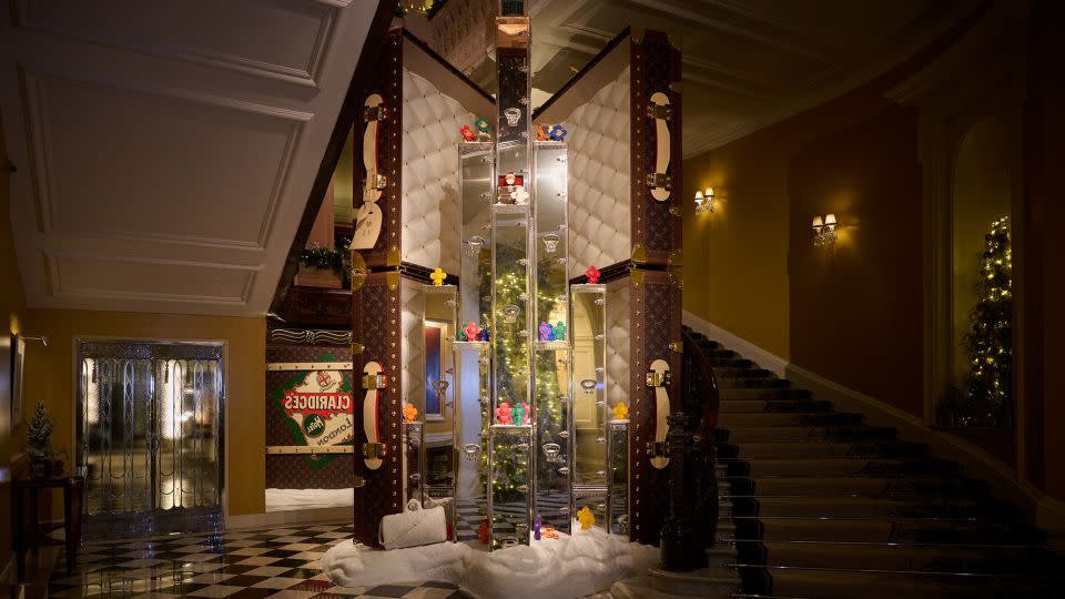 Claridge's 2023 Christmas tree is by Louis Vuitton. - Claridge's