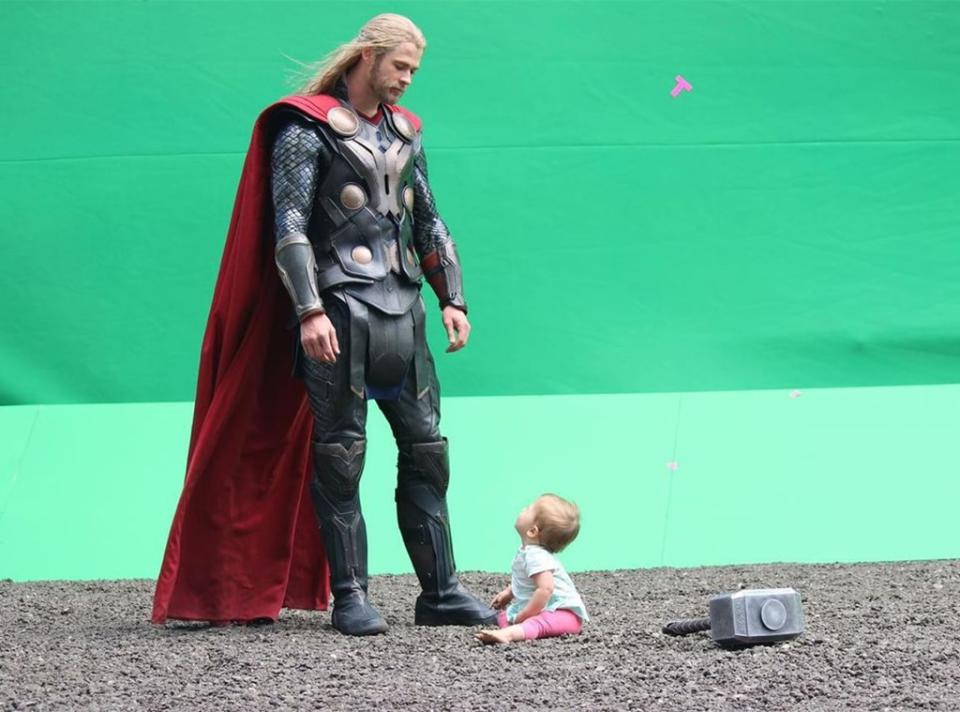 Chris Hemsworth, Daughters, Instagram