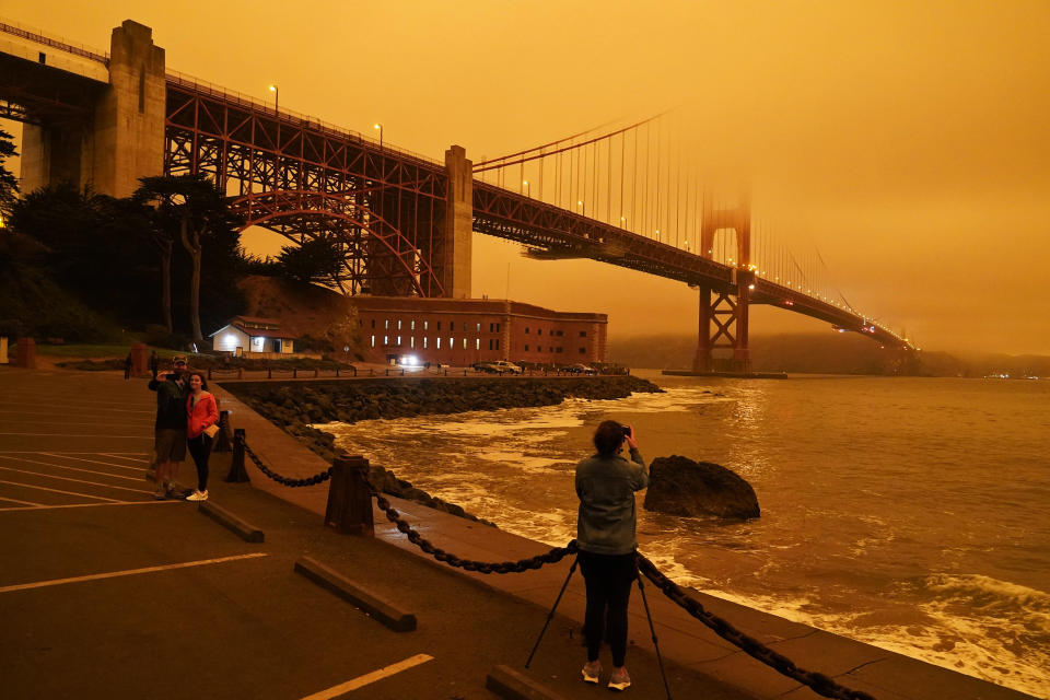 Image: California wildfires (Eric Risberg / AP)