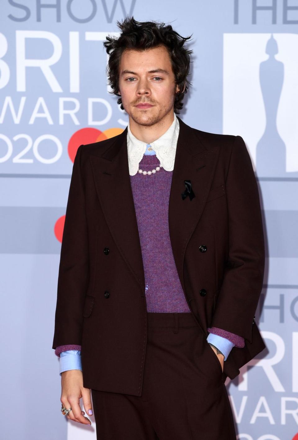 <p>TBH, we get it. The One Direction alum has style for days, a fluid attitude that is beyond sexy, and, based on his turn in <em>Dunkirk </em>and what will probably be a very good performance <a href="https://www.cosmopolitan.com/entertainment/movies/a35592376/dont-worry-darling-movie-news-date-cast-spoilers/" rel="nofollow noopener" target="_blank" data-ylk="slk:in the upcoming Olivia Wilde movie;elm:context_link;itc:0;sec:content-canvas" class="link ">in the upcoming Olivia Wilde movie</a>, the chops to pull it off.</p>