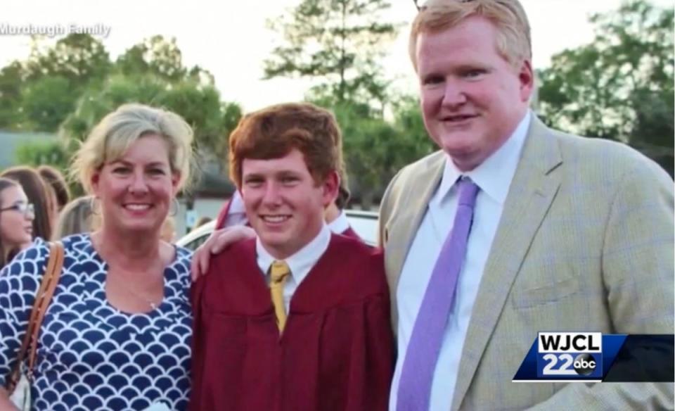 Maggie, Paul and Alex Murdaugh pictured together before their deaths (WJCL)