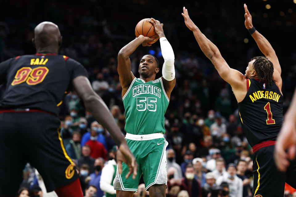 BOSTON, MASSACHUSETTS - DECEMBER 22: Justin Anderson #1 of the Cleveland Cavaliers attempts to block Joe Johnson #55 of the Boston Celtics shot during the fourth quarter of the game against the Cleveland Cavaliers at TD Garden on December 22, 2021 in Boston, Massachusetts. NOTE TO USER: User expressly acknowledges and agrees that, by downloading and or using this photograph, User is consenting to the terms and conditions of the Getty Images License Agreement. (Photo by Omar Rawlings/Getty Images)