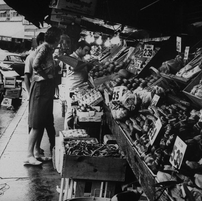 1960: Buy local and fresh.