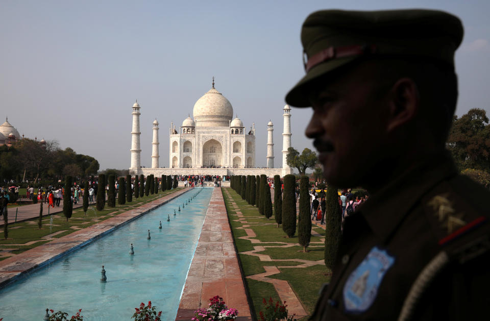 Das Monument wurde vor Trumps Besuch von Touristen geräumt (Bild: Reuters/Rupak De Chowdhuri)