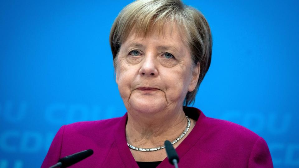 Ungewohnte Selbstkritik: Angela Merkel räumt eine krasse Fehleinschätzung in der Maaßen-Affäre ein. Foto: Kay Nietfeld