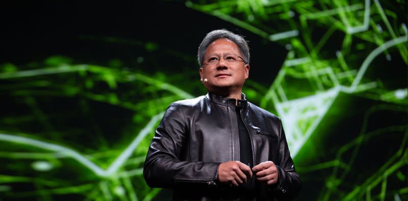 ▲輝達（NVIDIA）創辦人黃仁勳旋風來台，於今（18）日出席鴻海科技日擔任重要貴賓，訪台期間的美食行程同樣受到關注。（圖／NOWnews資料照）