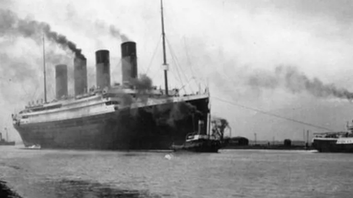 A b&w photo of the Titanic