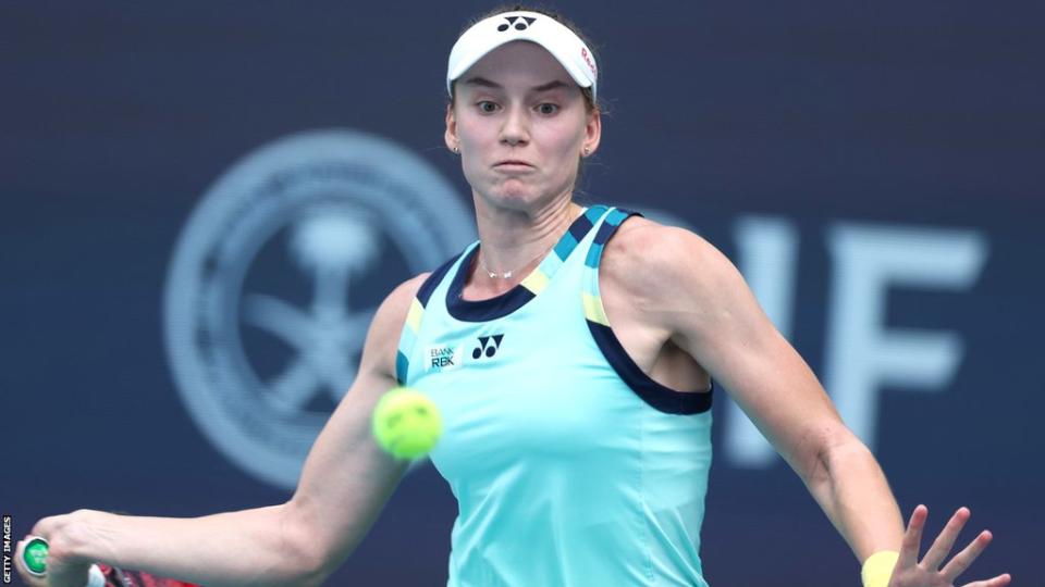 Miami Open: Elena Rybakina beats Victoria Azarenka to set up final with Danielle Collins