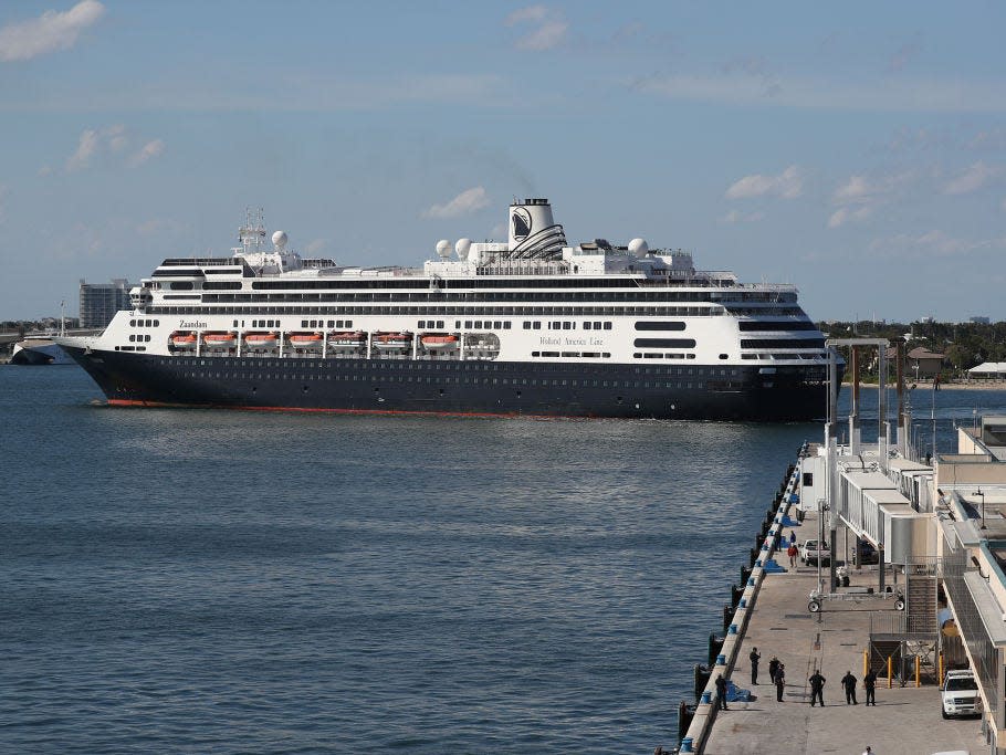 zaandam rotterdam holland america port everglades