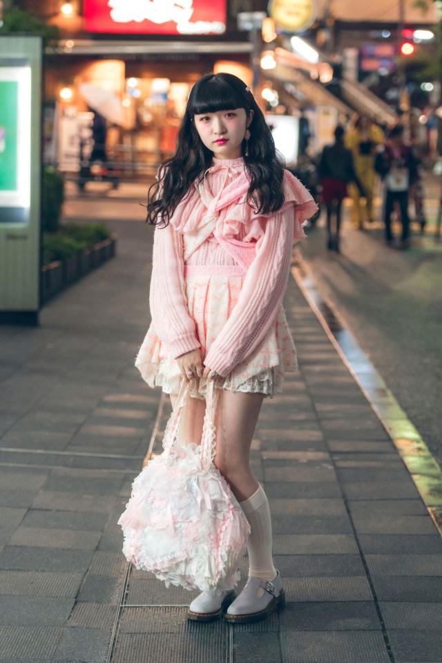 Tokyo Journal "Streetstyle Glamour" by Lola Rose