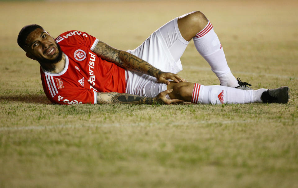 Paolo Guerrero, hier bei einer ganz regulären Verletzung auf dem Fußballfeld. (Bild: REUTERS/Diego Vara)