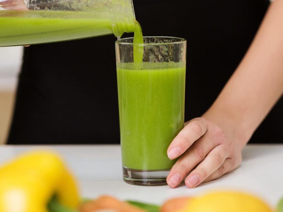 Detox juice cleanse green drink smoothie healthy