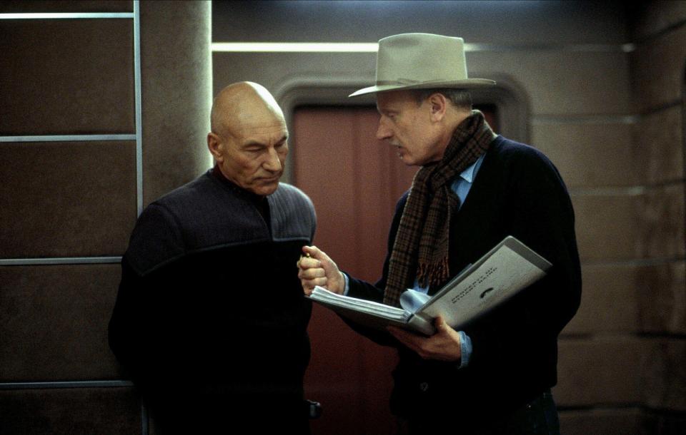 Patrick Stewart & Stuart Baird Film: Star Trek: Nemesis (USA 2002)   / Star Trek X Director: Stuart Baird 09 December 2002   **WARNING** This Photograph is for editorial use only and is the copyright of PARAMOUNT and/or the Photographer assigned by the Film or Production Company and can only be reproduced by publications in conjunction with the promotion of the above Film. A Mandatory Credit To PARAMOUNT is required. The Photographer should also be credited when known. No commercial use can be granted without written authority from the Film Company.