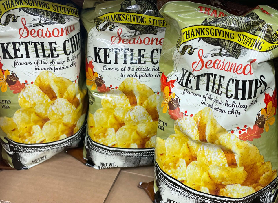 thanksgiving stuffing seasoned kettle chips