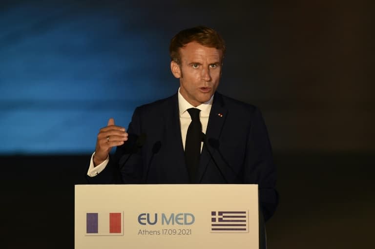 Le président français Emmanuel Macron lors du 8e sommet EU MED, le 17 septembre 2021 à Athènes - ANGELOS TZORTZINIS © 2019 AFP