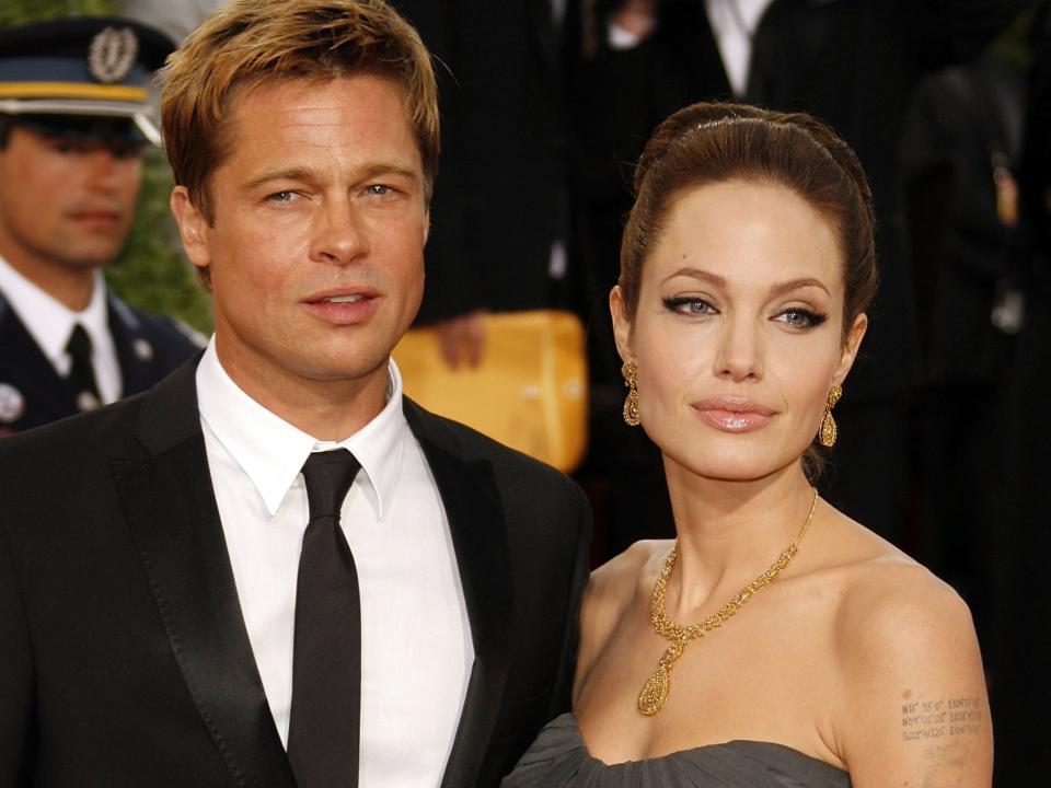 Почему джоли и питт. Джоли и Питт. Анджелина Джоли и Питт. Брэд Питт и Джоли. Brad Pitt and Angelina Jolie.