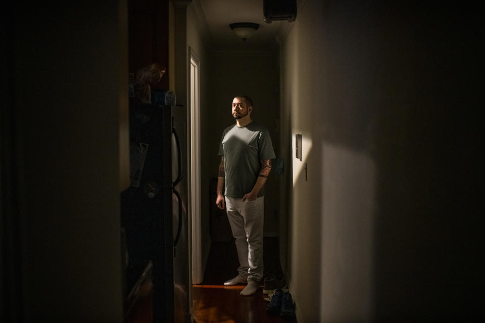 John Gillotte posa para un retrato en su casa en Manhattan, el 25 de enero de 2022. (Joshua Bright/The New York Times).