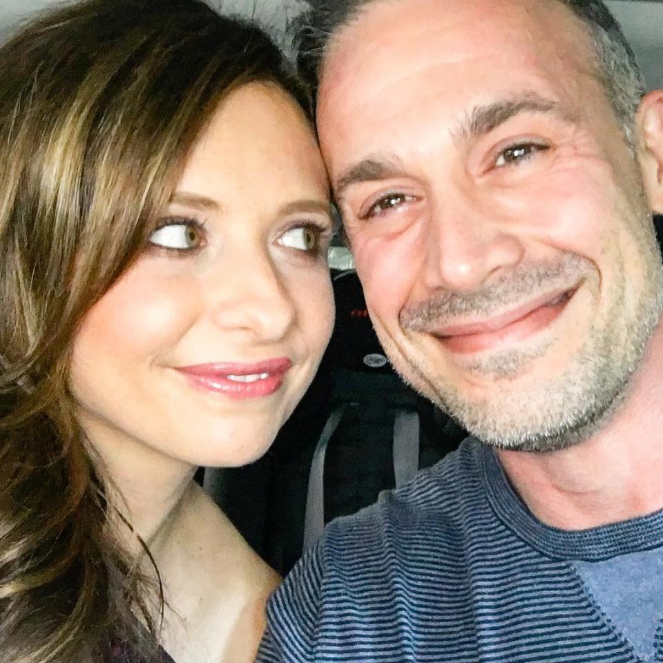 Sarah Michelle Gellar posted the sweetest photo of Freddie Prinze Jr. on Father’s Day