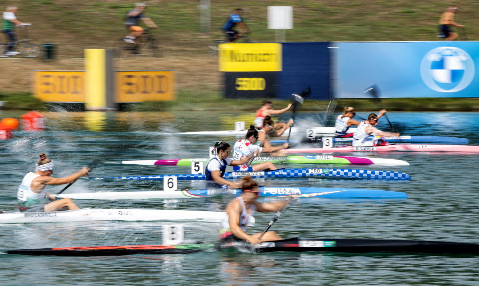 Irene Burgo (C) of Italy at the Canoe Sprint - Women's Kayak Single 500m during the European Championships 2022 on August 18, 2022, at the Olympic Regatta Centre Munich, Germany. Photo: David Hecker / Munich2022



