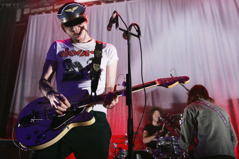 The Dandy Warhols perform at Avalon Hollywood on 18 November 2005 in Hollywood, California (Getty)