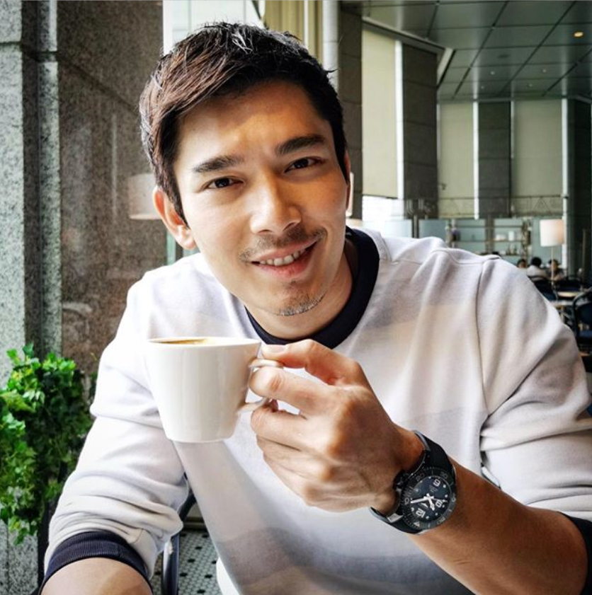 Singapore Mediacorp actor Elvin Ng in December 2019. (PHOTO: Elvin Ng/Instagram)