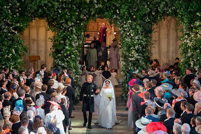 Prince-Harry-Meghan-wedding-aisle