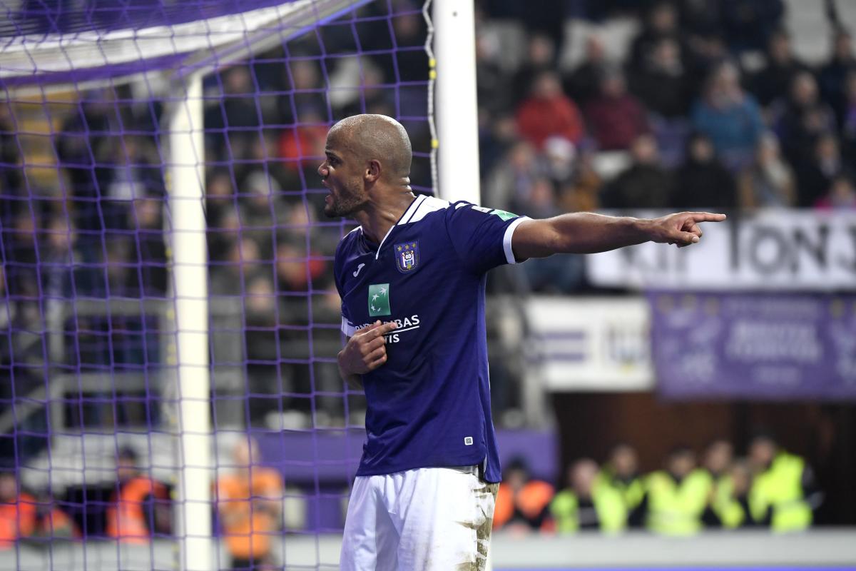 Vincent Kompany Struggles In Player-Coach Role At Belgian Club Anderlecht