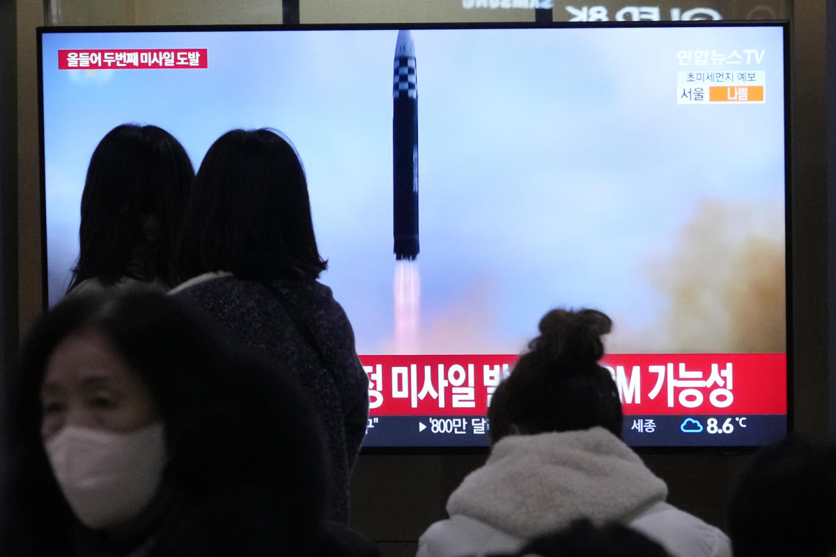 #North Korea fires missile as US, S. Korea prepare for drills [Video]