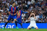 <p>Lionel Messi grabs a dramatic last-gasp winner against fierce rivals Real Madrid in El Clasico to go top of LaLiga </p>