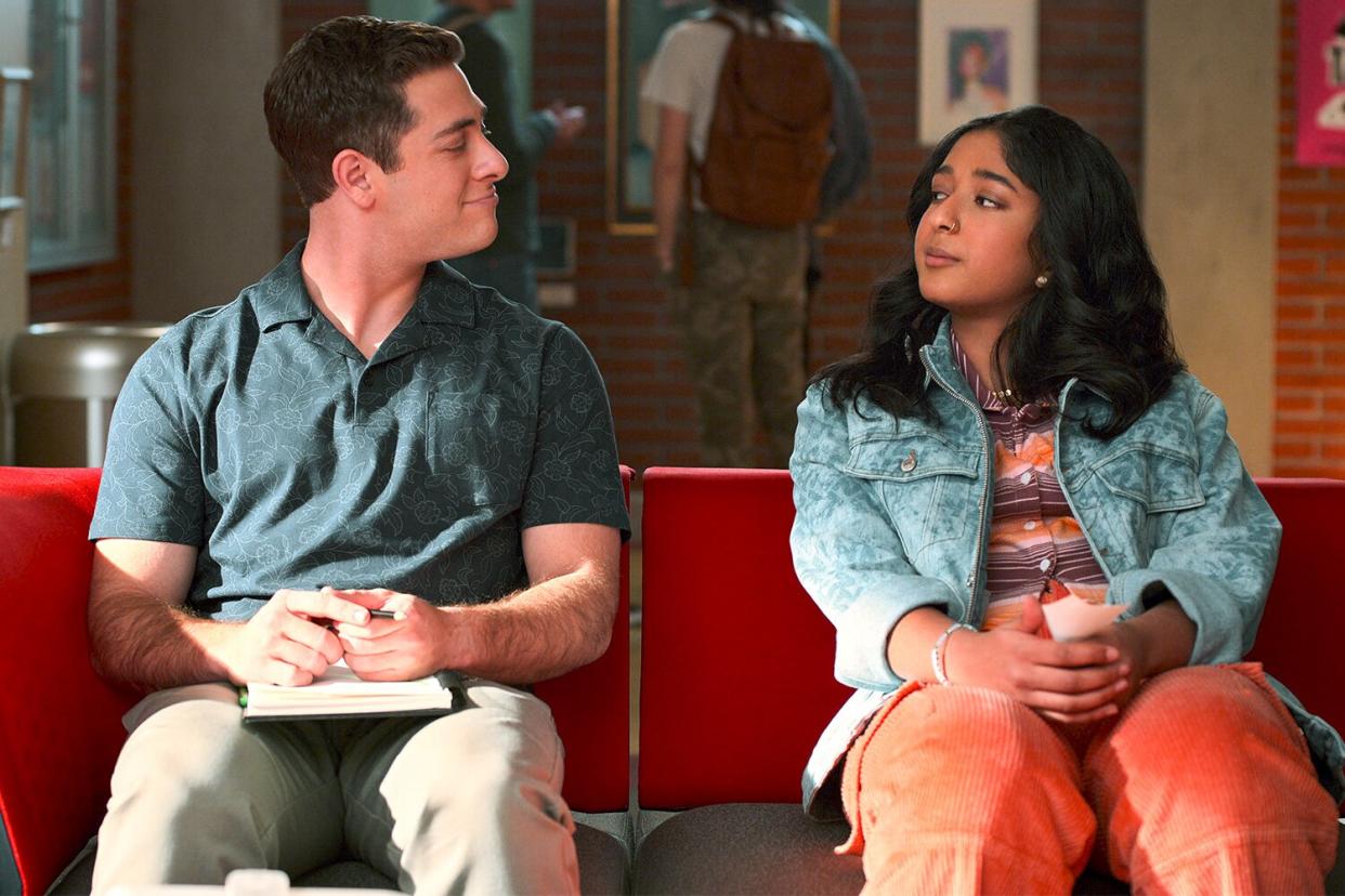 Never Have I Ever. (L to R) Jaren Lewison as Ben Gross, Maitreyi Ramakrishnan as Devi in episode 309 of Never Have I Ever.