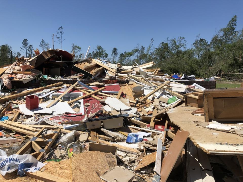 NixvilleSC-EF4damage