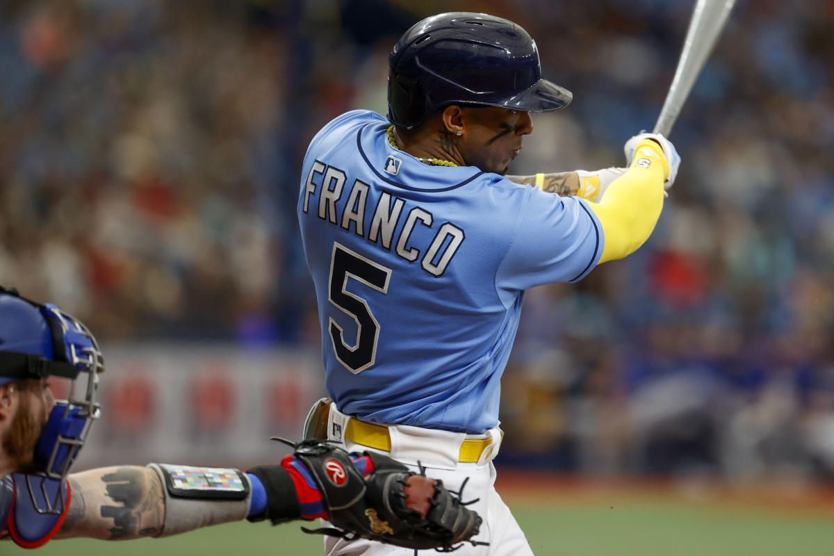 Wander Franco hits two doubles in first postseason game