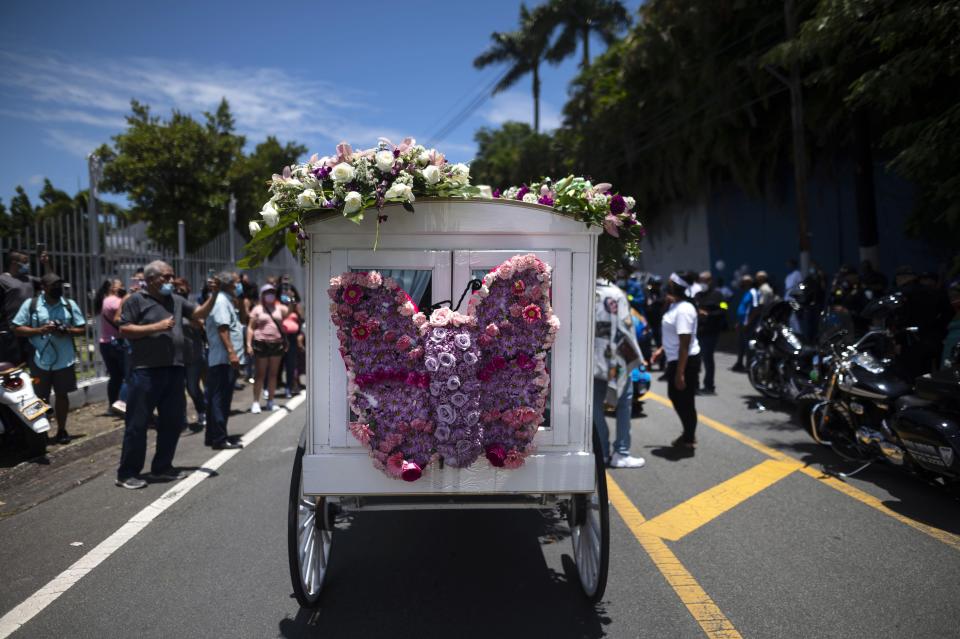Image: Keishla Rodriguez's funeral procession in San Juan (Carlos Giusti / AP)