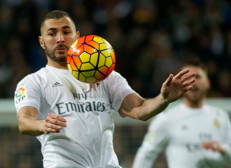 Real Madrid's French forward Karim Benzema controls the ball during the Spanish league football match against Espanyol at the Santiago Bernabeu stadium in Madrid on January 31, 2016