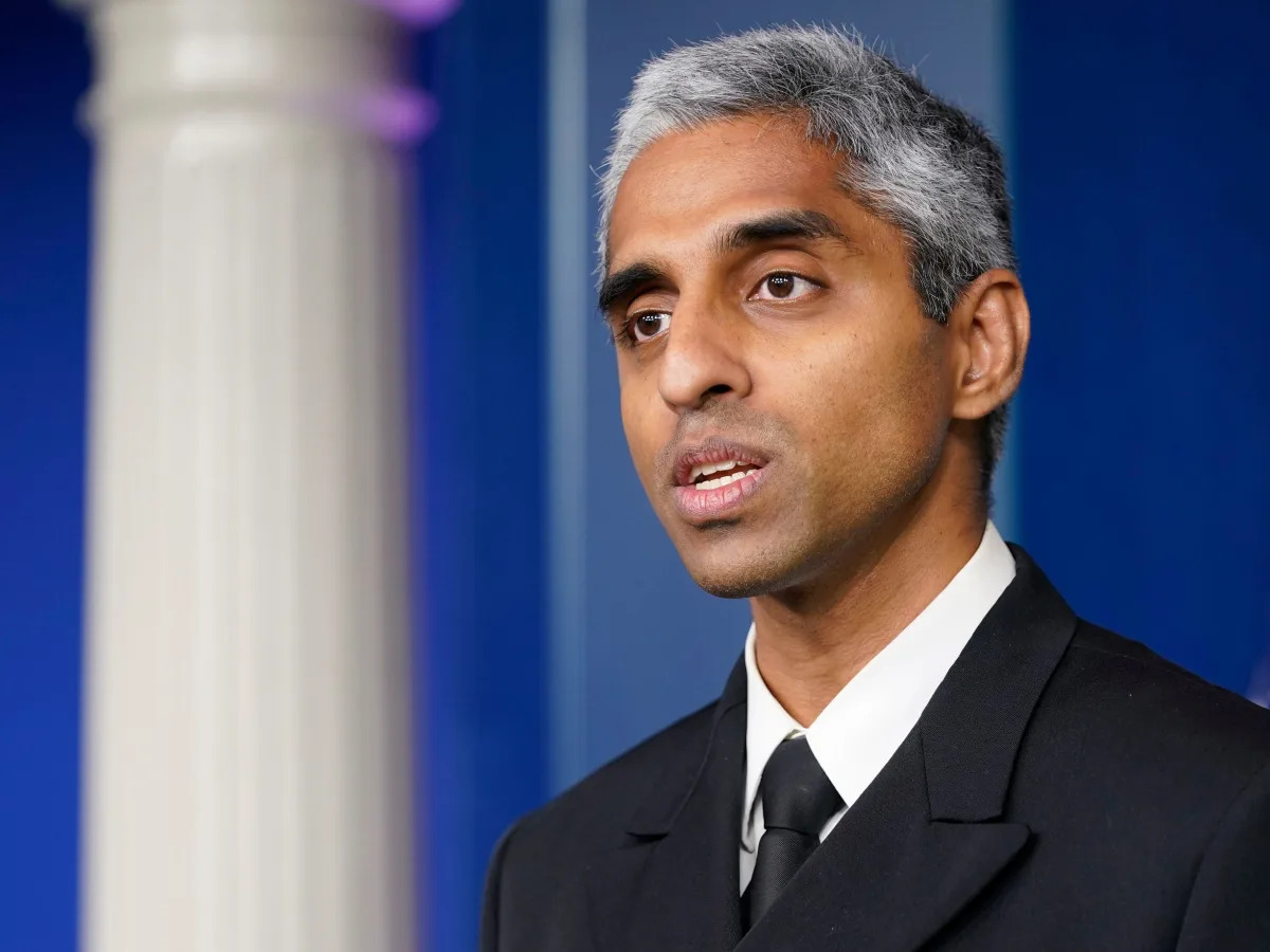 US Surgeon General says his whole family has COVID, and describes their symptoms