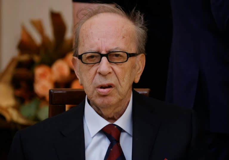 El escritor albanés Ismail Kadarel en Tirana, capital de Albania, el 16 de octubre de 2023 (Ludovic MARIN)