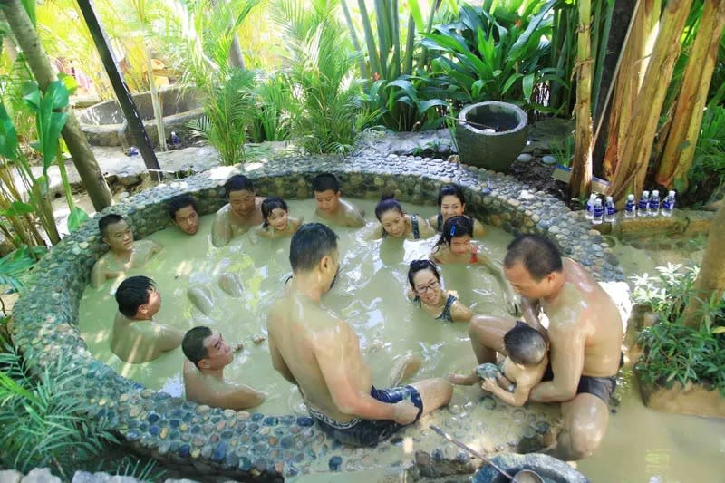 Nha Trang Hot Spring and Mud Spa Half Day Tour. (Photo: Klook SG)