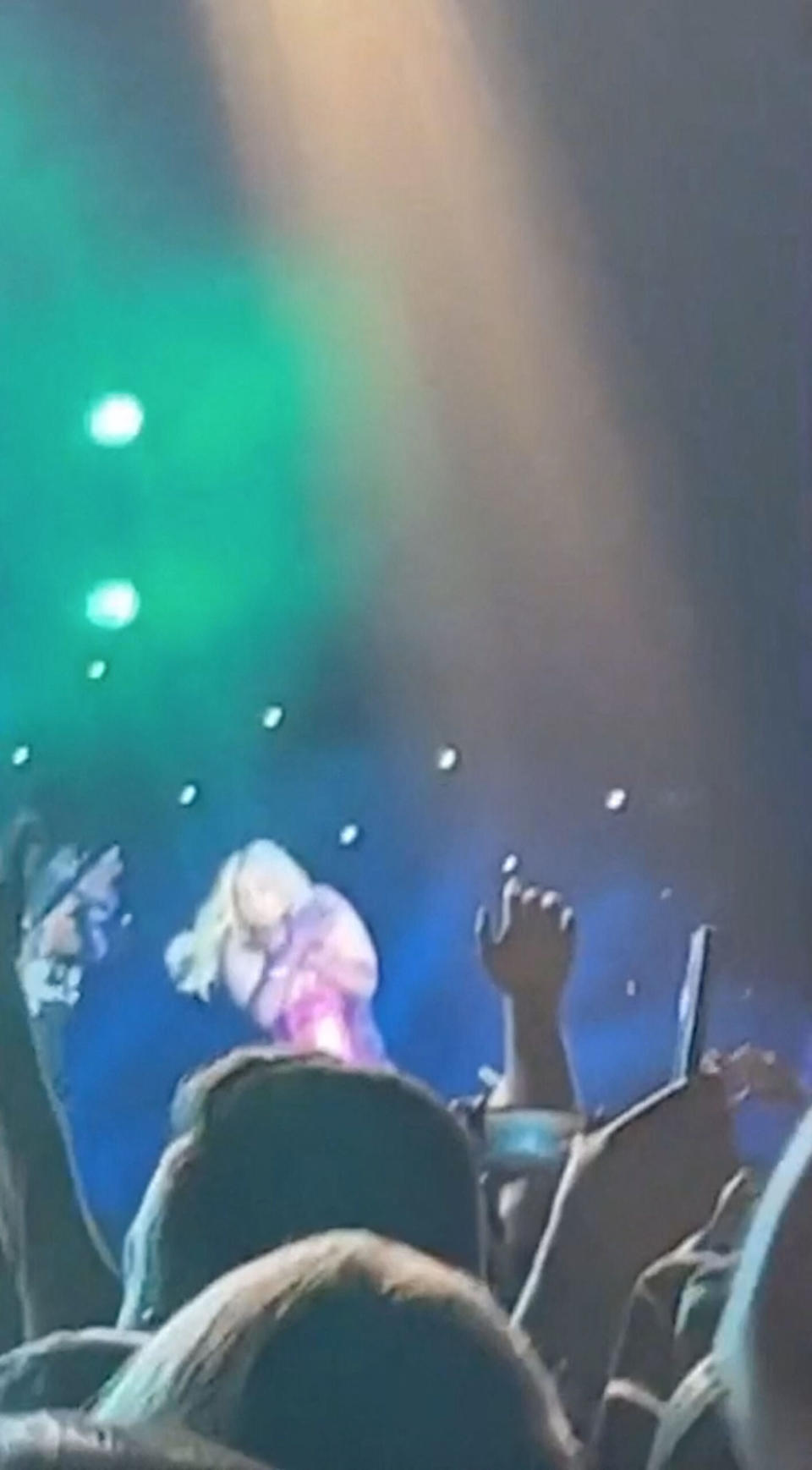 Bebe Rexha hit in the face by phone thrown from audience during show