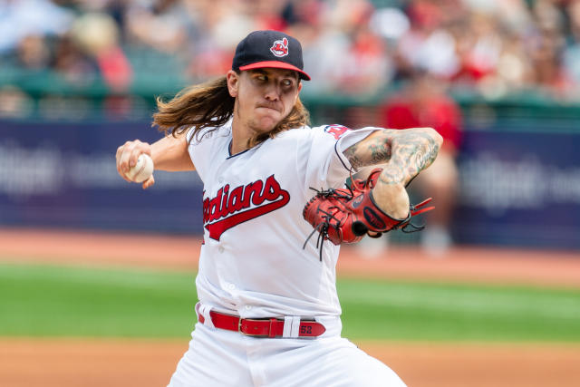 Mike Clevinger rocked a wild hairstyle during latest start