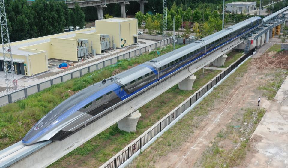 China's 600 km/h high-speed maglev transportation system