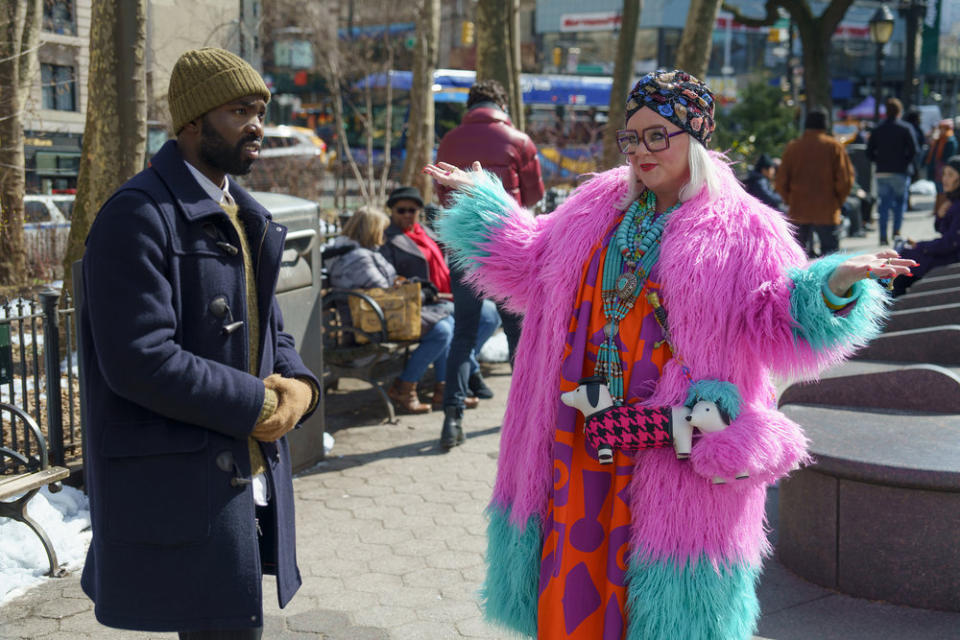 GENIE -- Pictured: (l-r) Paapa Essiedu as Bernard, Melissa McCarthy as Flora -- (Photo by: Stephanie Mei-Ling/Universal Pictures/Peacock)