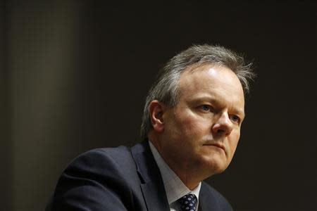 Bank of Canada Governor Stephen Poloz takes part in an interview with Reuters in Ottawa December 17, 2013. REUTERS/Chris Wattie