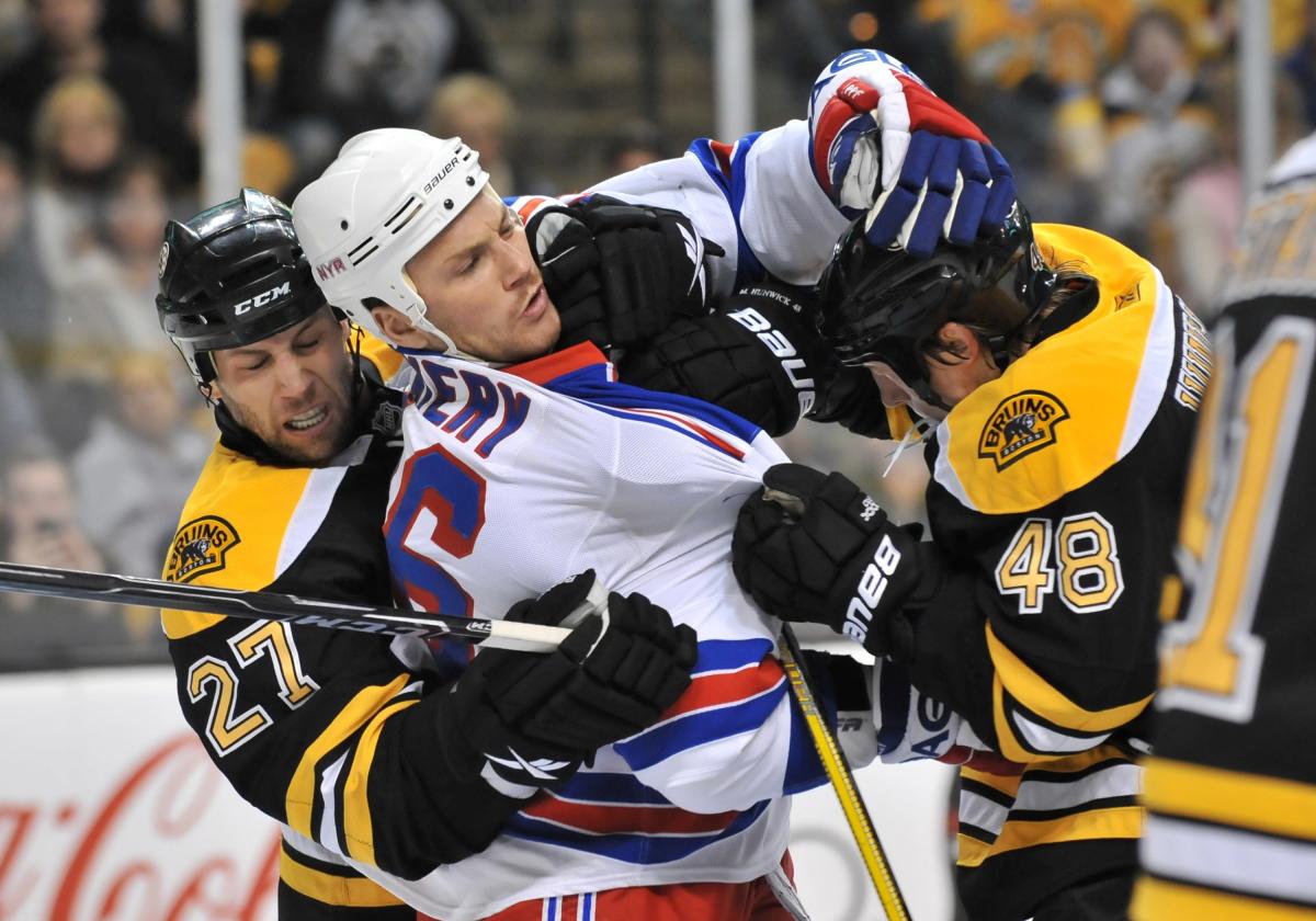 Rangers place Sean Avery on waivers for second time - The Globe and Mail