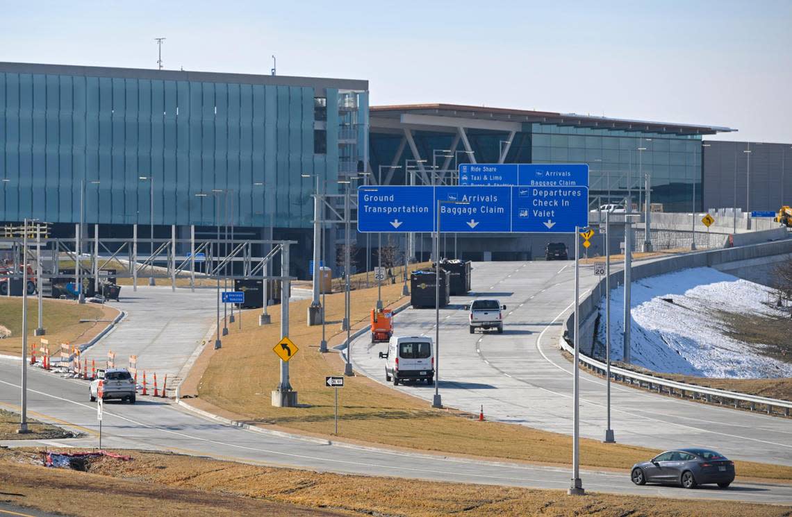 As construction continues on the new Kansas City International Airport terminal, an announcement is expected soon on the date it will open to passengers.