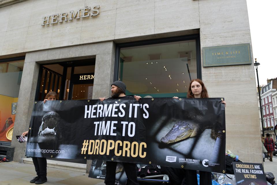 Hermès dans le viseur des défenseurs de la cause animale (Crédit photo : Thomas Krych/SOPA Images/LightRocket via Getty Images)